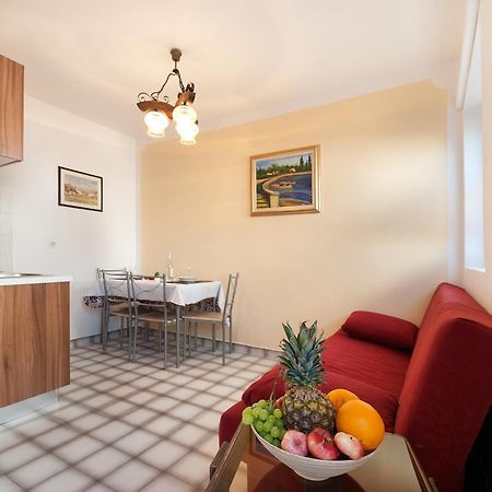 Weis Apartments Rovinj Zimmer foto