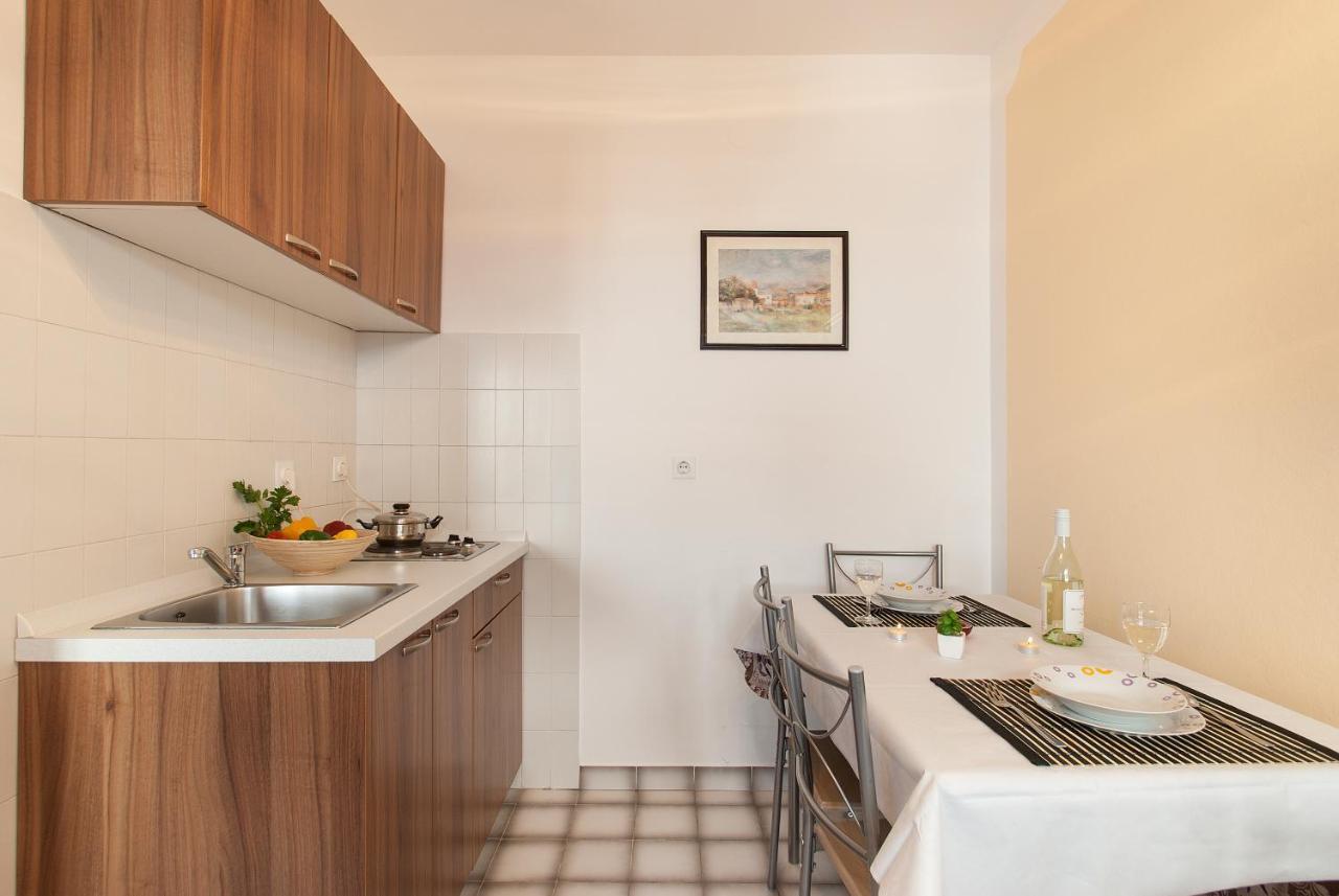 Weis Apartments Rovinj Zimmer foto