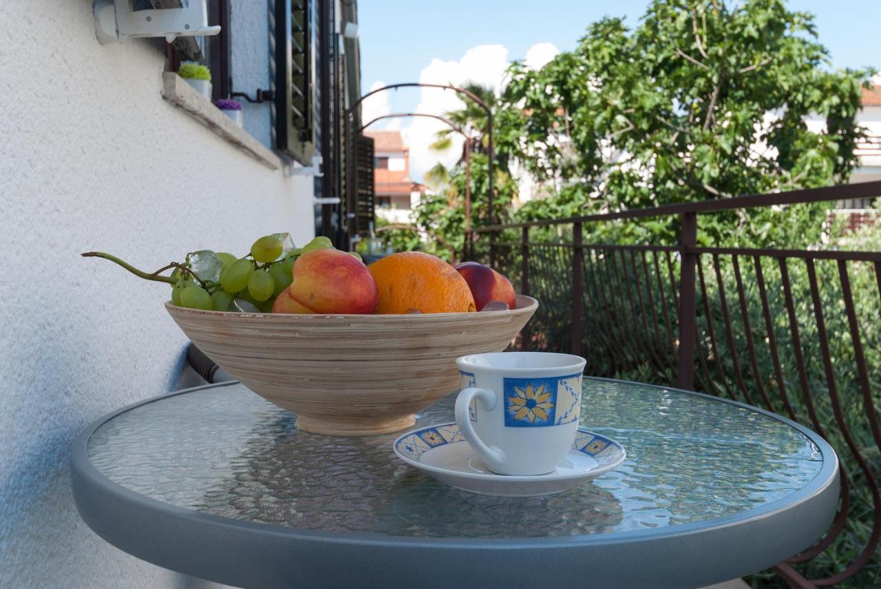 Weis Apartments Rovinj Zimmer foto