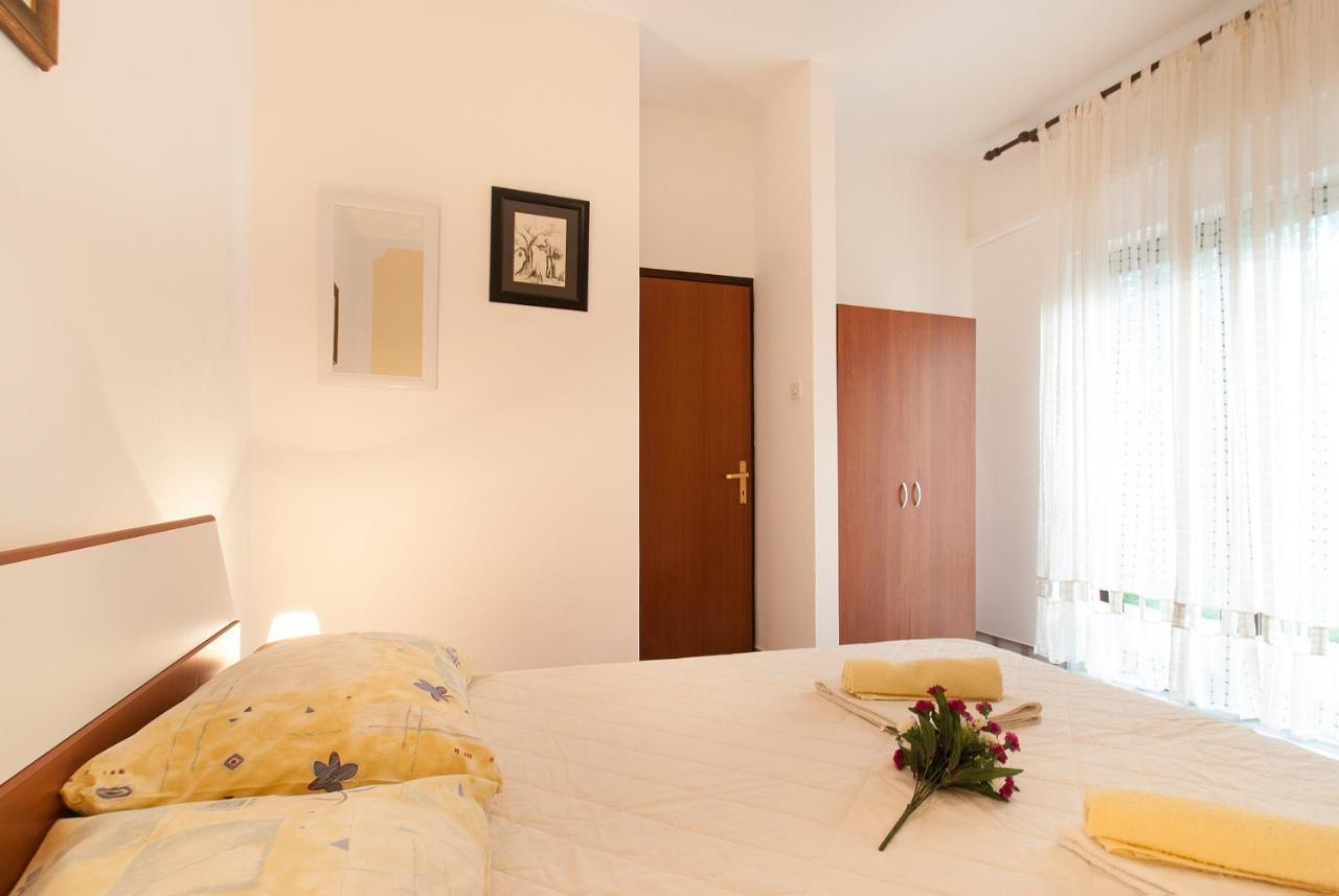 Weis Apartments Rovinj Zimmer foto
